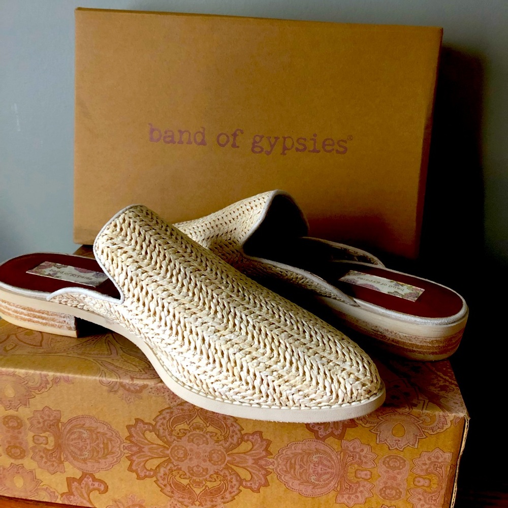 Weaved Mules